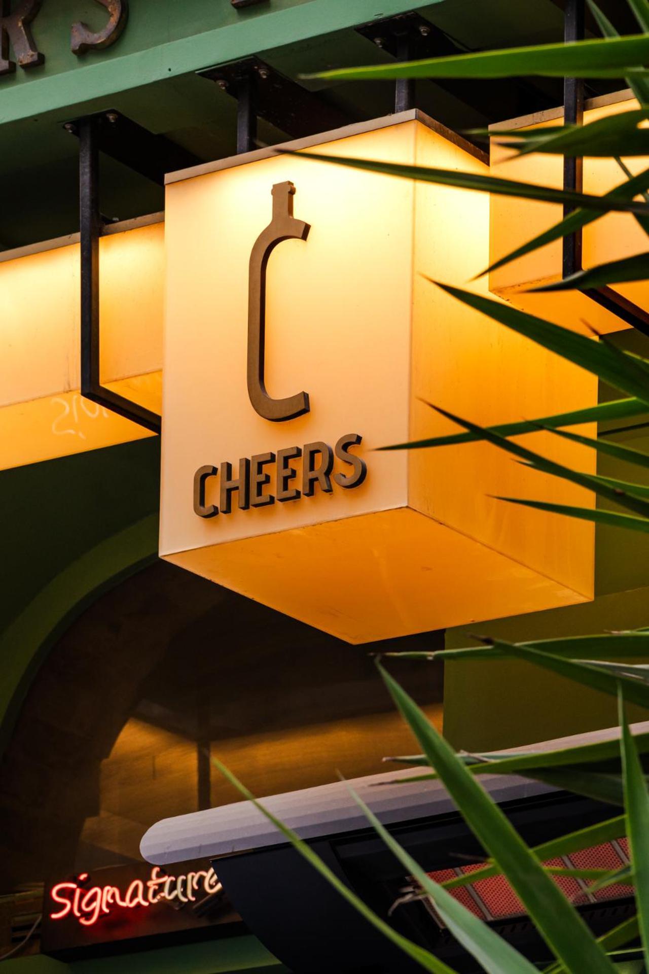 Cheers Porthouse Отель 3*